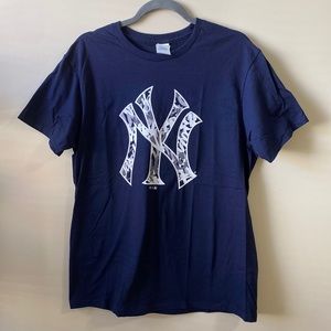 Men’s New York Yankees T-Shirt, Navy, Large